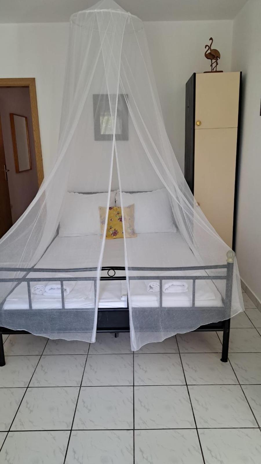 Apartmani Žderić Gradac  Bagian luar foto