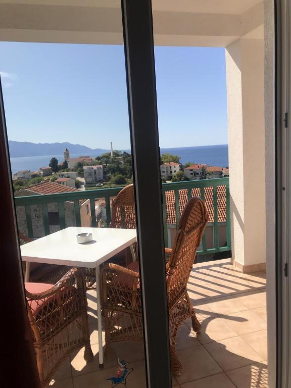 Apartmani Žderić Gradac  Bagian luar foto