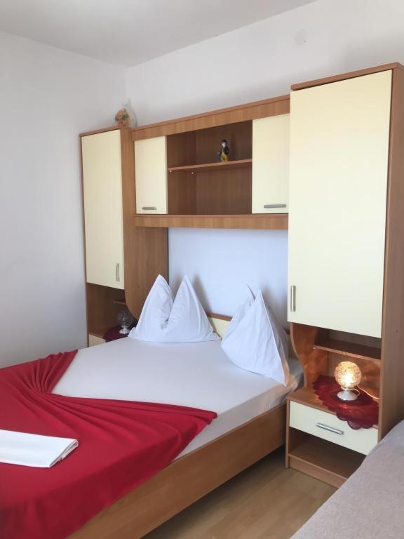 Apartmani Žderić Gradac  Bagian luar foto