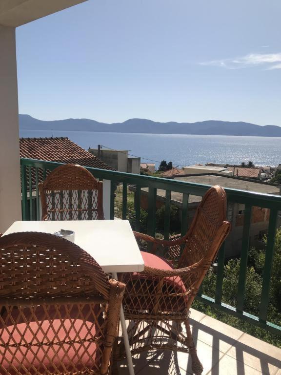 Apartmani Žderić Gradac  Bagian luar foto