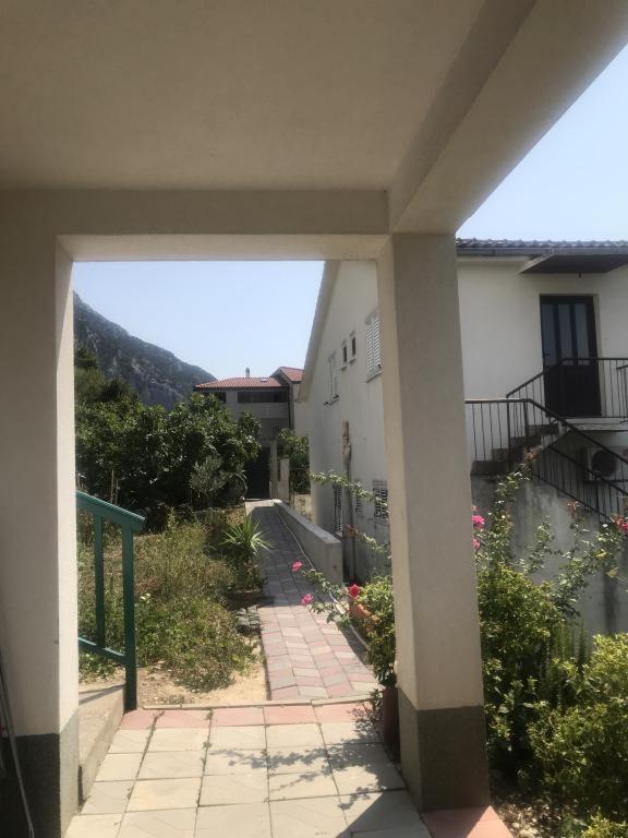 Apartmani Žderić Gradac  Bagian luar foto