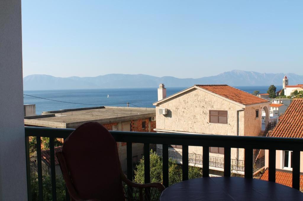 Apartmani Žderić Gradac  Bagian luar foto