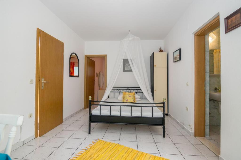 Apartmani Žderić Gradac  Bagian luar foto