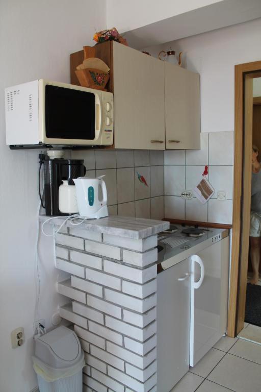 Apartmani Žderić Gradac  Bagian luar foto