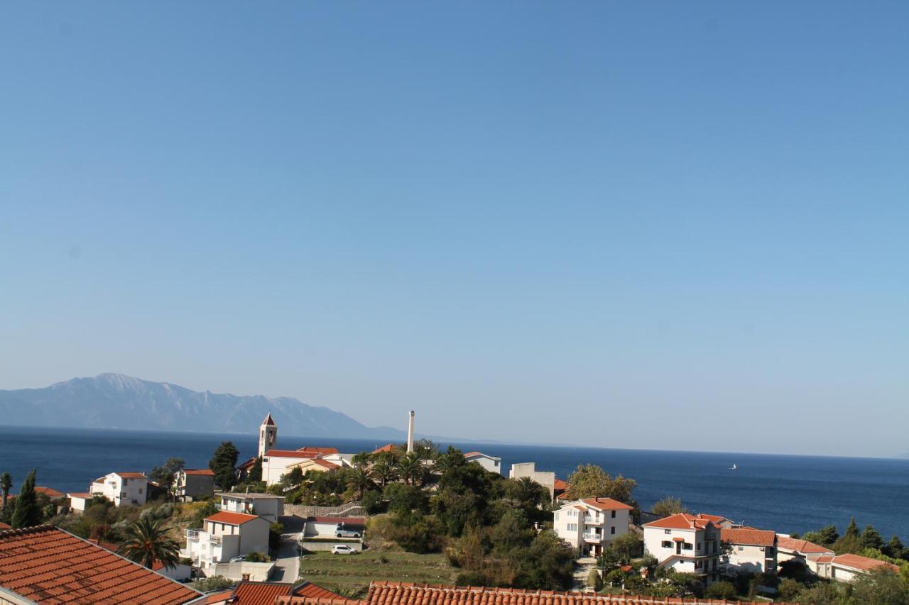 Apartmani Žderić Gradac  Bagian luar foto