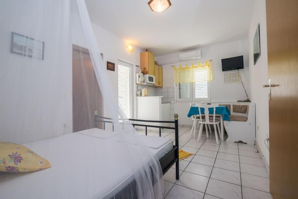 Apartmani Žderić Gradac  Bagian luar foto