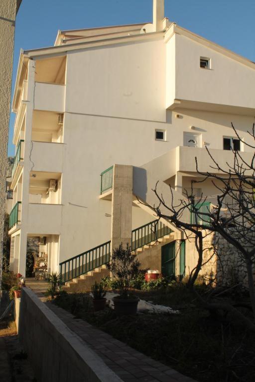 Apartmani Žderić Gradac  Bagian luar foto